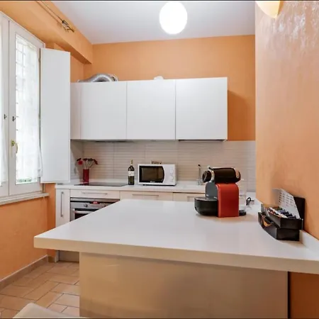 Apartament Colosseum *